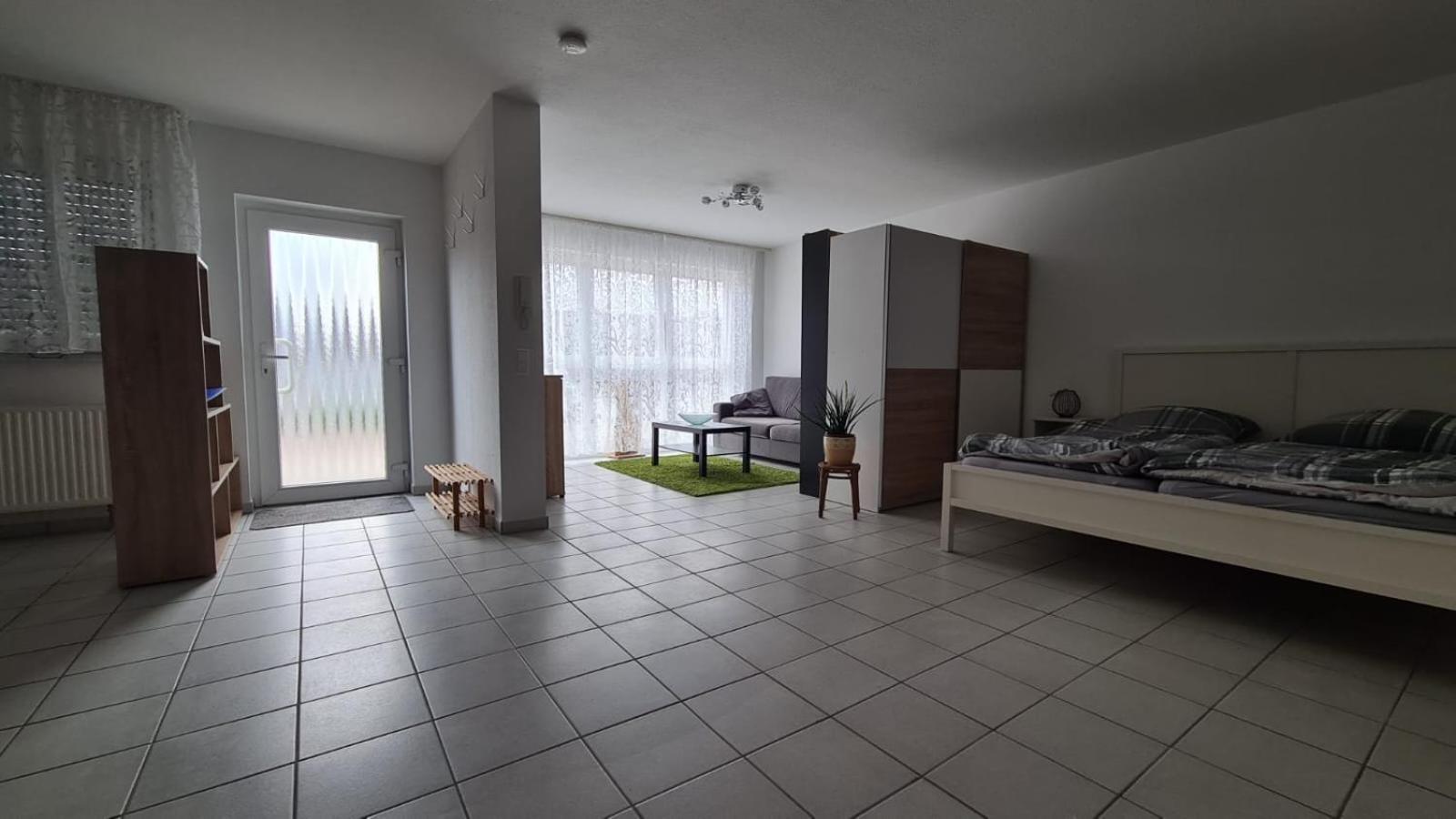 Ruhige Ferienwohnung Am Rande Des Nordschwarzwalds Straubenhardt Bagian luar foto